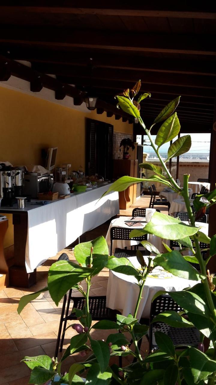 B&B Al Porto ビシェーリエ エクステリア 写真
